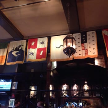 The Black Rose - Cool vibe, nice experience - American Near Me - Boston, Massachusetts