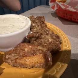 Buffalo wings (8/4/2023)