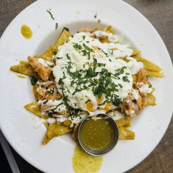 Hash Kitchen - Chilaquile with chicken tinga - Breakfast & Brunch Near Me - Peoria, Arizona Hash Kitchen - Chilaquile with chicken tinga - Breakfast & Brunch Near Me - Peoria, Arizona