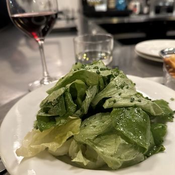 The Noble Lion - Butter lettuce salad - Bars Near Me - Victoria, Minnesota The Noble Lion - Butter lettuce salad - Bars Near Me - Victoria, Minnesota