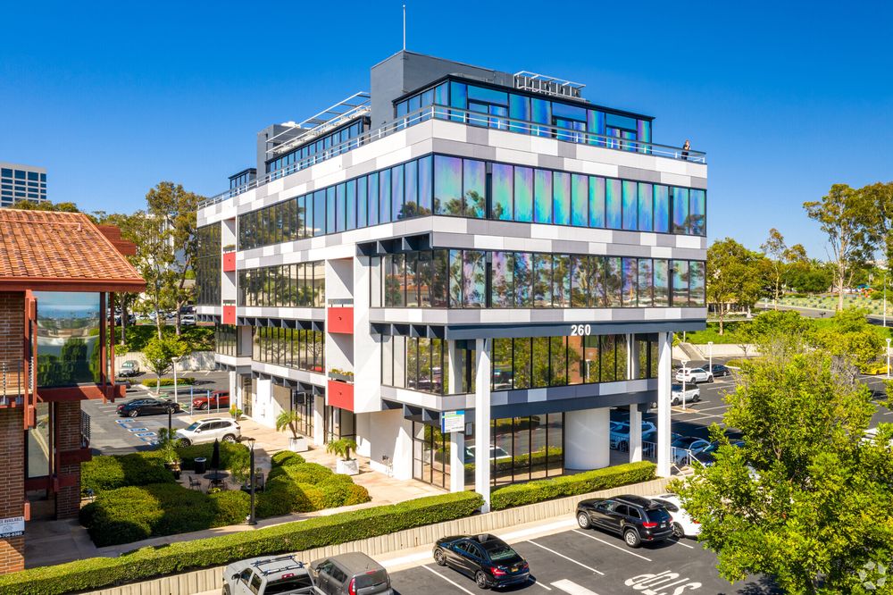 Louiselle Gagnon Skin Care Logo