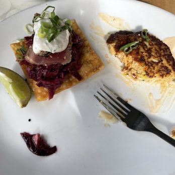 The Half Shell - 1/2 tuna taco and 1/2 crab cake - Seafood Near Me - Saint Simons Island, Georgia