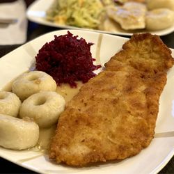 Arkady Bistro Café - Fish with pyzy and beet salad