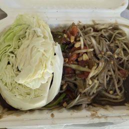Papaya Salad with 2 peppers