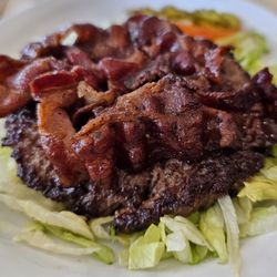 Mike's Drive-In - Bacon cheeseburger no bun