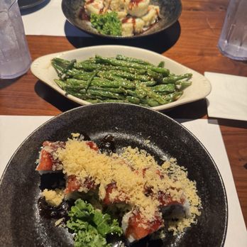 Crazy Rock'N Sushi - GARLIC GREEN BEAN, CRUNCH SPIDER ROLL, VEGAS ROLL - Sushi Bars Near Me - Glendale, California Crazy Rock'N Sushi - GARLIC GREEN BEAN, CRUNCH SPIDER ROLL, VEGAS ROLL - Sushi Bars Near Me - Glendale, California