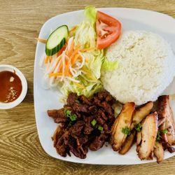 Pho 73 Vietnamese - 40. Cơm Gà Thịt Nướng / Grilled Lemongrass Chicken and BBQ Pork with Steam Rice and Vegetable