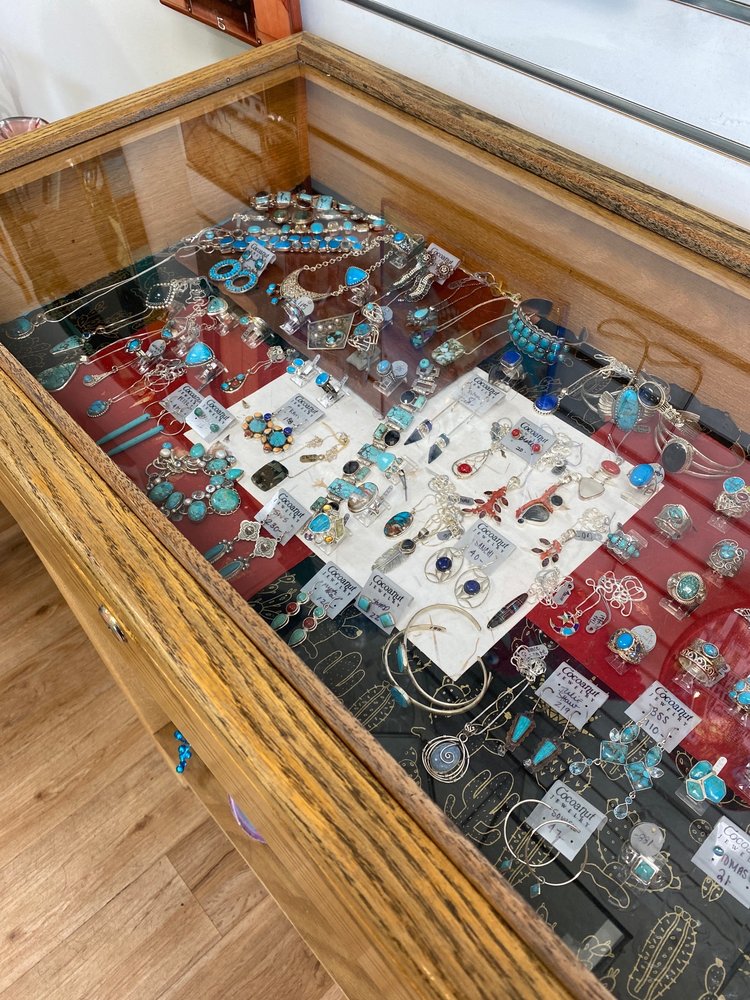 COCOANUT JEWELRY Updated September 2024 405 N Ridge Rd, Richmond