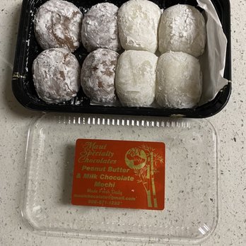 Maui Specialty Chocolates - Half filled with peanut butter half filled with chocolate! - Desserts Near Me - Kahului, Hawaii Maui Specialty Chocolates - Half filled with peanut butter half filled with chocolate! - Desserts Near Me - Kahului, Hawaii