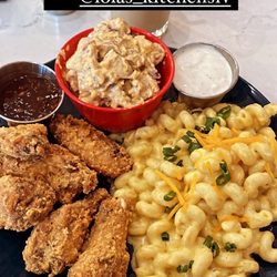 Lola’s Kitchen - Chicken wings and Mac n cheese and the potatoes salad
