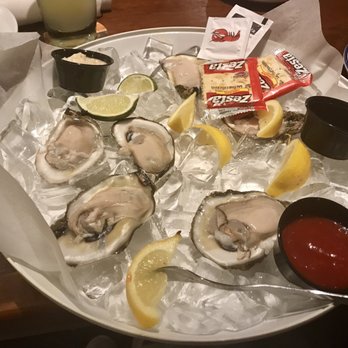 Red Lobster - Raw Oysters - Seafood Near Me - Orlando, Florida