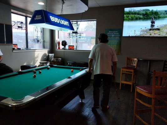 Laurel Lounge by null