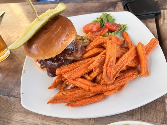 Whiptail Grill by null