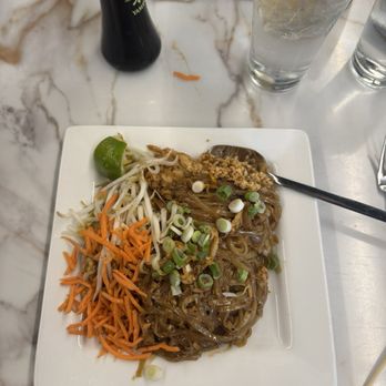 Bangkok Thai - Pad Thai w/chicken - Thai Near Me - Liberty Lake, Washington