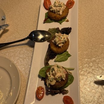 French Quarter Grille - Fried Green Tomatoes Lunch - American Near Me - Austin, Texas French Quarter Grille - Fried Green Tomatoes Lunch - American Near Me - Austin, Texas