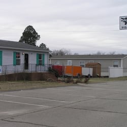 Snapper Trailers - Snapper Trailers located at 3851 Gillespie St. Fayetteville, NC 28306
