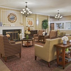 American House Livonia - Lobby