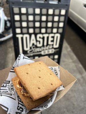 Toasted S’mores Bar by null