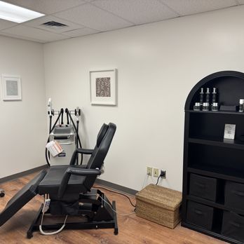 Eraselab - Treatment room - Medical Spas Near Me - Manchester, Connecticut Eraselab - Treatment room - Medical Spas Near Me - Manchester, Connecticut