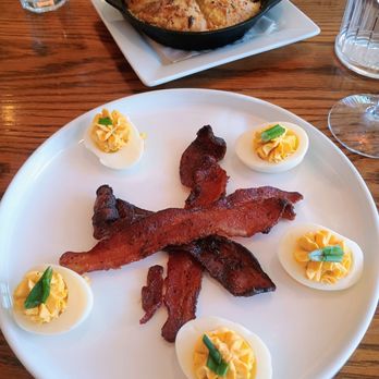 17 River Grille - Perfect snack - American Near Me - Chagrin Falls, Ohio