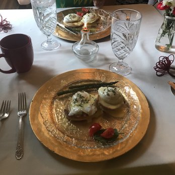 Orchard House Bed and Breakfast - Bed & Breakfast Near Me - Lovingston, Virginia Orchard House Bed and Breakfast - Bed & Breakfast Near Me - Lovingston, Virginia