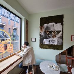 Chez Mère-Grand - Inside