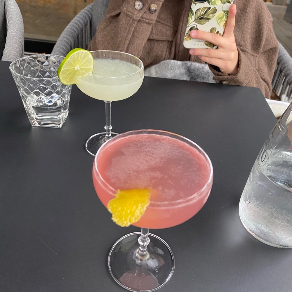 Hexagon - Fruity cocktail recommended by the wine connoisseur - French Near Me - Oakville, Ontario Hexagon - Fruity cocktail recommended by the wine connoisseur - French Near Me - Oakville, Ontario