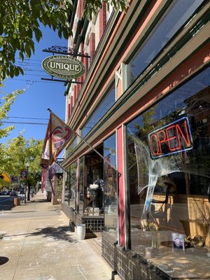 Gemini's Eclectic Emporium, 28 N 7th St, Zanesville, OH