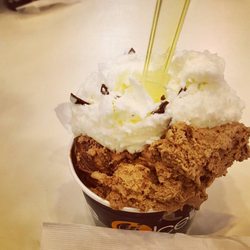 Ice Village - Hazelnut and stracciatella gelato. Delizioso!!