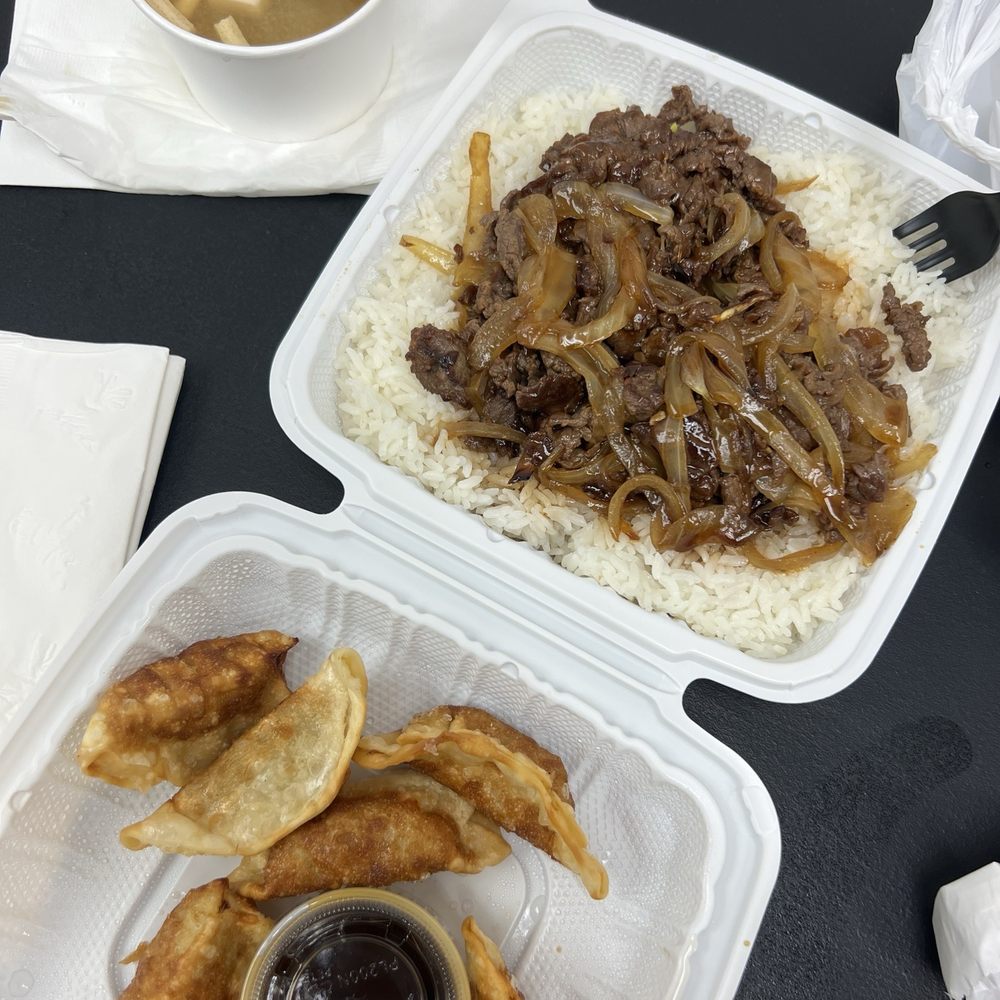 I ordered three things. Miso soup, the #18. Beef Teriyaki Bowl & House Special Chicken Potstickers (6 PC).plain bowl I ordered three things. Miso soup, the #18. Beef Teriyaki Bowl & House Special Chicken Potstickers (6 PC).plain bowl