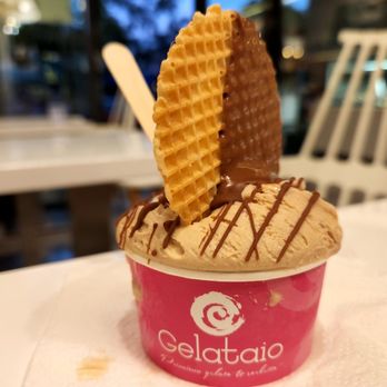 Gelataio - Hazelnut & Strawberry Cheesecake - Gelato Near Me - San Carlos, California Gelataio - Hazelnut & Strawberry Cheesecake - Gelato Near Me - San Carlos, California