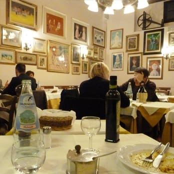 Trattoria I due G - Restaurant interior - Tuscan Near Me - Florence, FI Trattoria I due G - Restaurant interior - Tuscan Near Me - Florence, FI