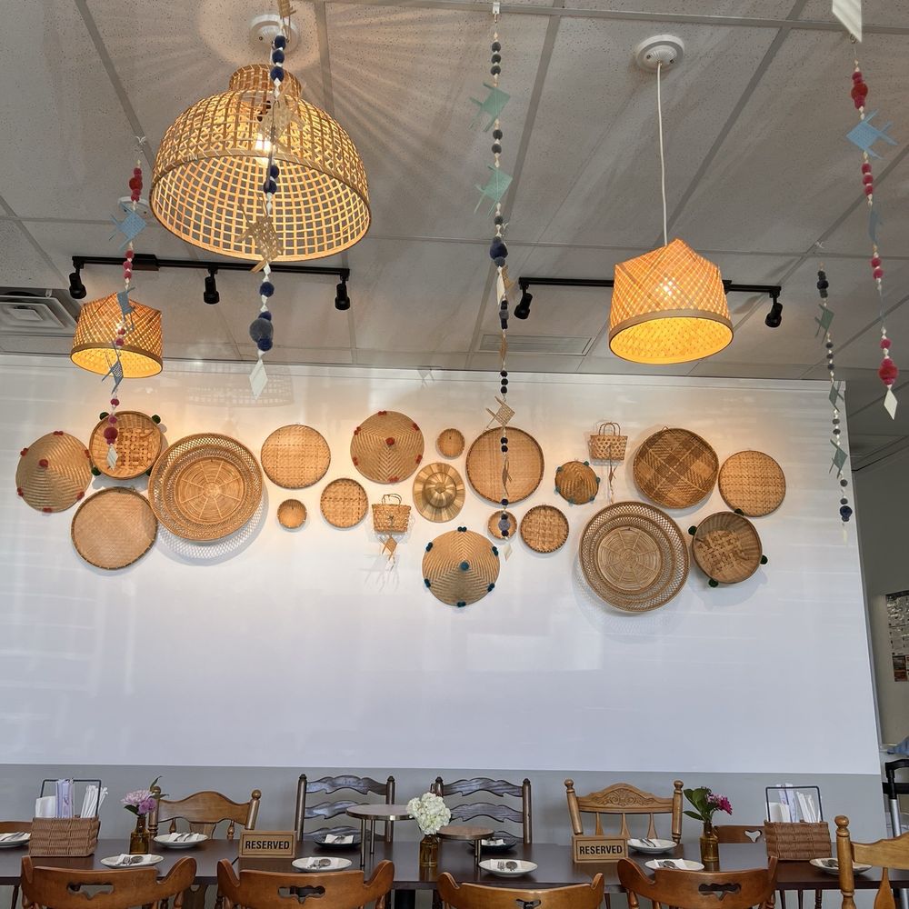 Aroon Thai Kitchen - So cute!! - Thai Near Me - Murray, Utah