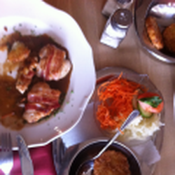 Lorenbecks Wirtshaus - Hähnchen "Bernburger Art"