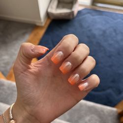 Kiss Nails