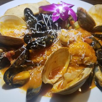 Piccolo Bistro - Italian Near Me - Ridgewood, New Jersey