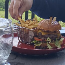 HAMBURGUESA HAMBURGUESA