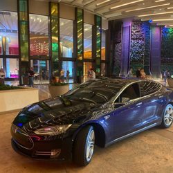 Diamond Coach Limousine