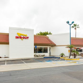 In-N-Out Burger - image - Burgers Near Me - Santa Fe Springs, California In-N-Out Burger - image - Burgers Near Me - Santa Fe Springs, California