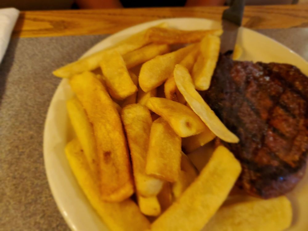 CORA’S 471 GRILL Updated October 2024 75 Photos & 110 Reviews