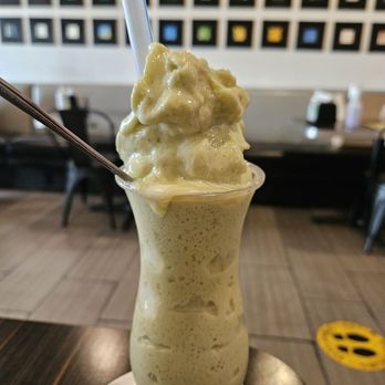 Banana Leaf - Avocado smoothie - Indonesian Near Me - Temple City, California