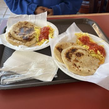 Ercilia's Restaurant - Pupusas de Chicharron y Queso - Salvadoran Near Me - Washington, DC, District of Columbia