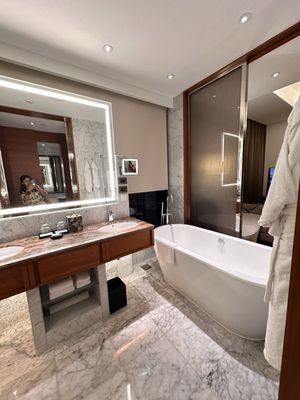 Grand Hyatt Manila by null