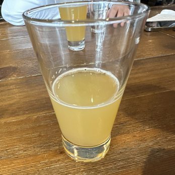 The Redd Dog - Bars Near Me - Tacoma, Washington