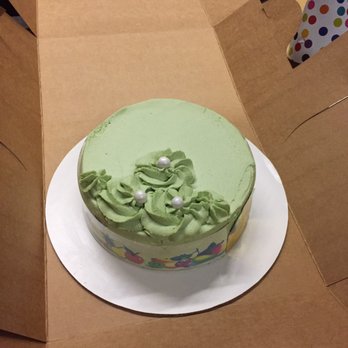 Sumi's Cakery - Green tea with red bean 5/5 stars - Bakeries Near Me - Pittsburgh, Pennsylvania