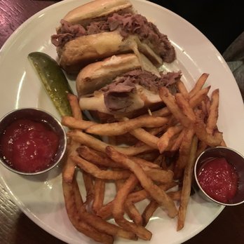 Marlow's Tavern - French dip with fries - New American Near Me - Orlando, Florida