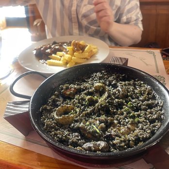 La Mayor - Squid Ink Paella - Wine Bars Near Me - Madrid, M