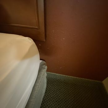 Ramada by Wyndham Sioux Falls - More paint jobs. - Hotels Near Me - Sioux Falls, South Dakota Ramada by Wyndham Sioux Falls - More paint jobs. - Hotels Near Me - Sioux Falls, South Dakota