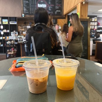 Rawhide Coffee - iced vanilla latte w oat milk and a peach smoothie! - Coffee & Tea Near Me - Cody, Wyoming Rawhide Coffee - iced vanilla latte w oat milk and a peach smoothie! - Coffee & Tea Near Me - Cody, Wyoming