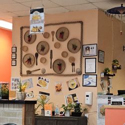 Spicy Noodles House - Cool decor